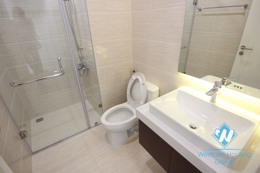 Unfurnished apartment with 2 bedrooms in Thanh Xuan, Ha Noi